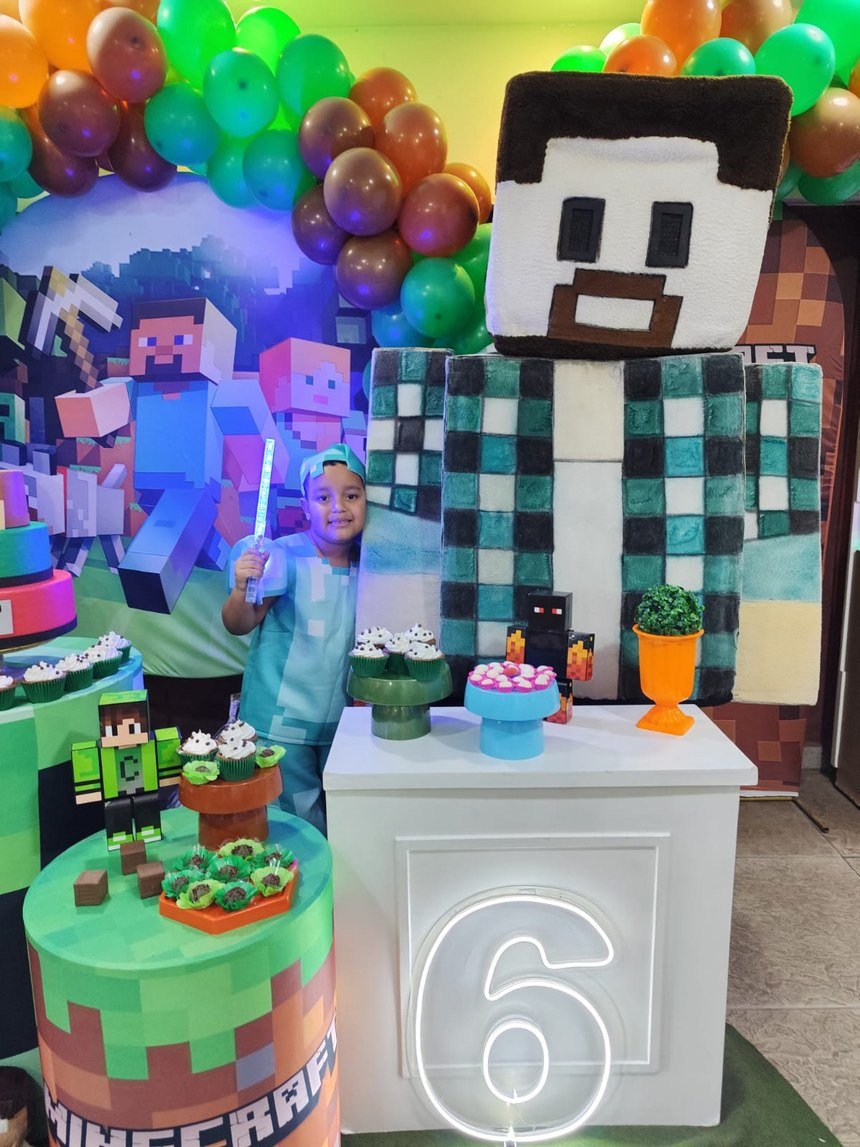 Aniversários Temáticos com Personagens Vivos no Campo Belo